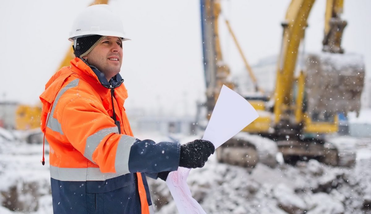 Winter gear for online construction workers